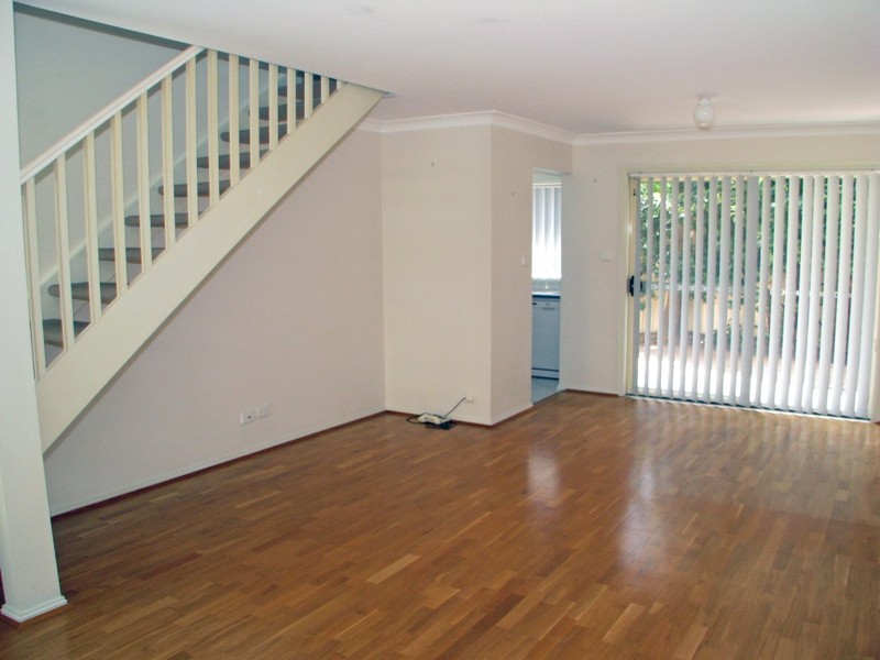 4/24 Melbourne Street, East Gosford NSW 2250