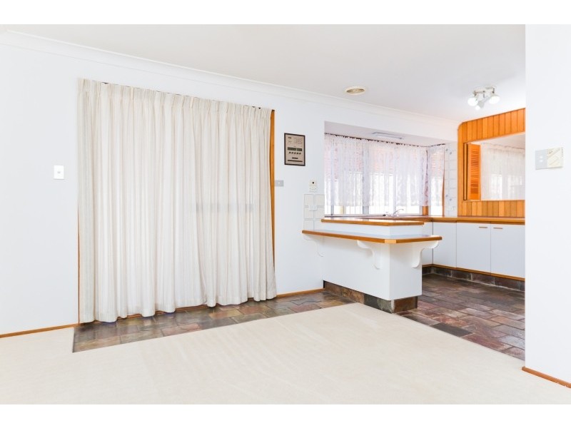 1 Letitia Close, Green Point NSW 2251