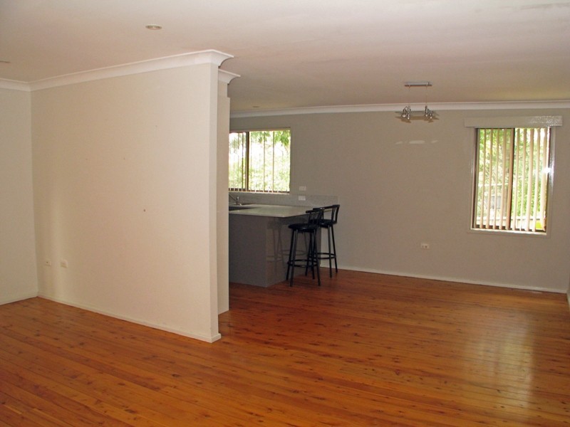 1 Gregory Street, Wyoming NSW 2250