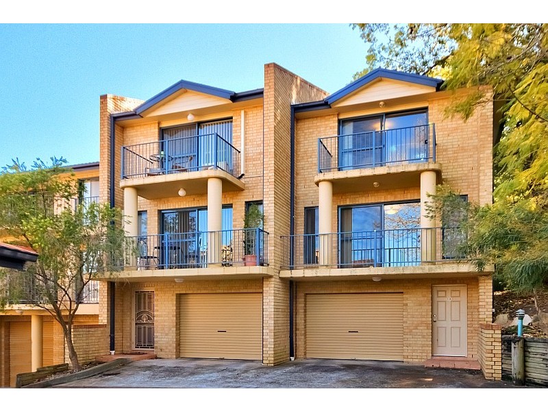 13/29 Central Coast Highway, West Gosford NSW 2250