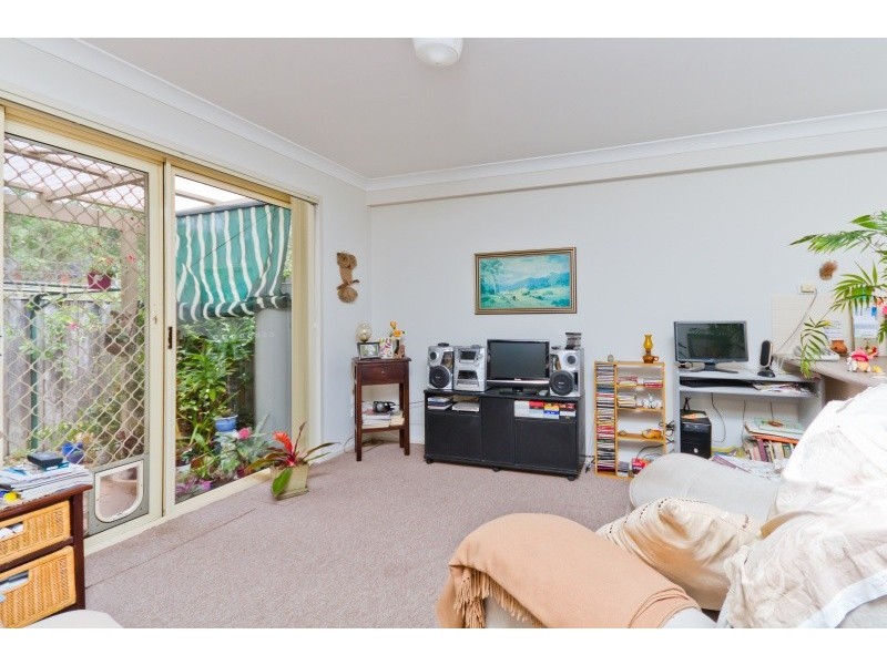 1/26 Brickendon Avenue, Mardi NSW 2259
