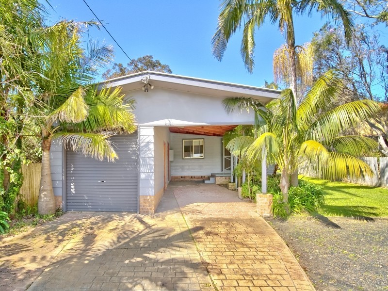 1002 The Entrance Road, Forresters Beach NSW 2260
