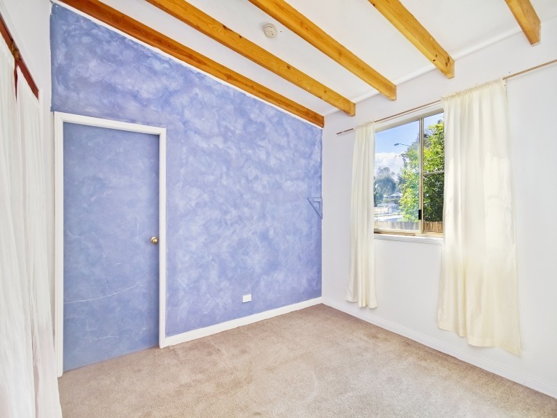 1002 The Entrance Road, Forresters Beach NSW 2260