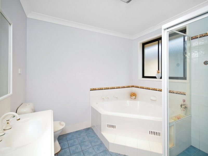 2 Stringbark Close, Terrigal NSW 2260