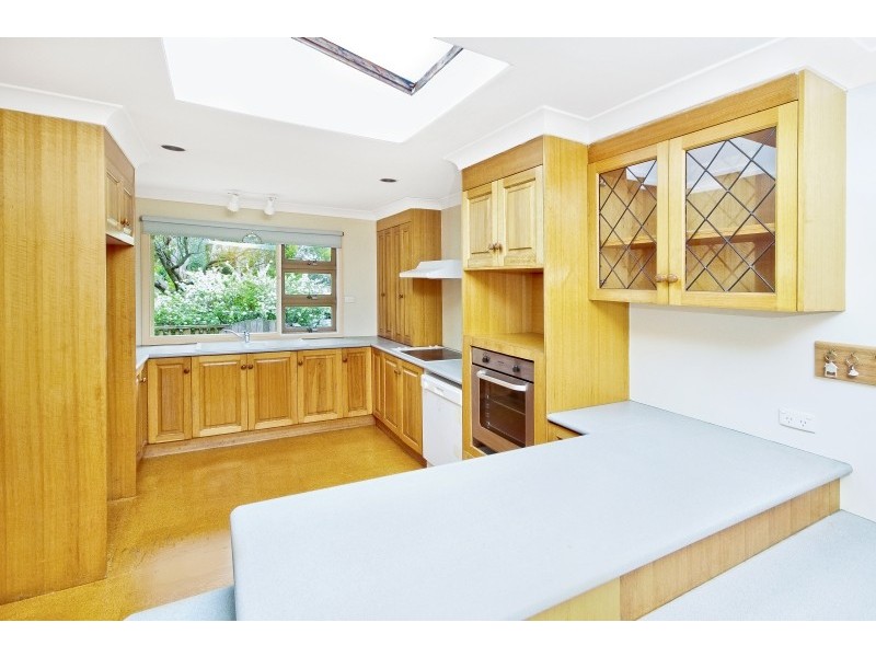 16 Heights Crescent, Wamberal NSW 2260