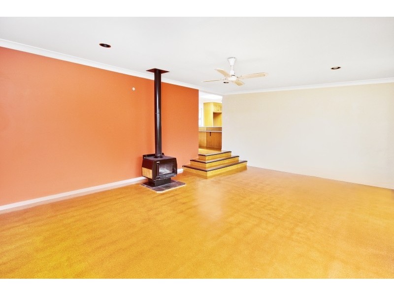 16 Heights Crescent, Wamberal NSW 2260