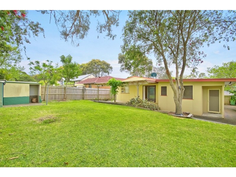 16 Heights Crescent, Wamberal NSW 2260