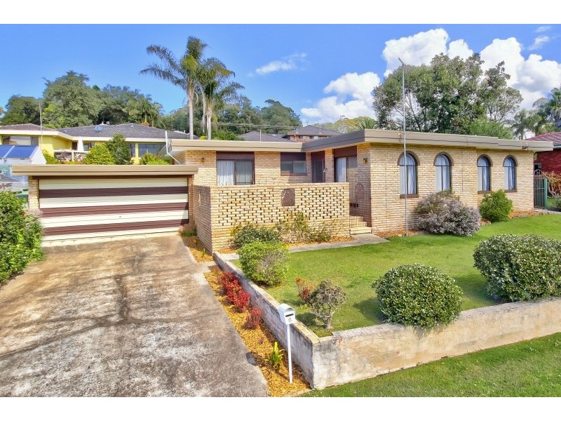 8 Loxton Avenue, Wamberal NSW 2260