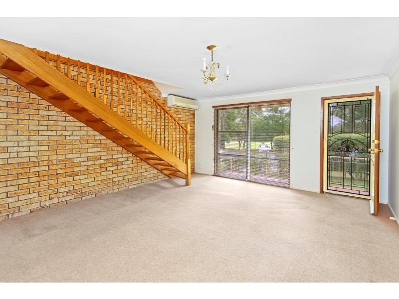 181 Brisbane Water Drive, Point Clare NSW 2250