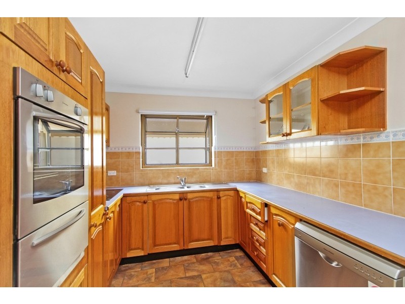 181 Brisbane Water Drive, Point Clare NSW 2250
