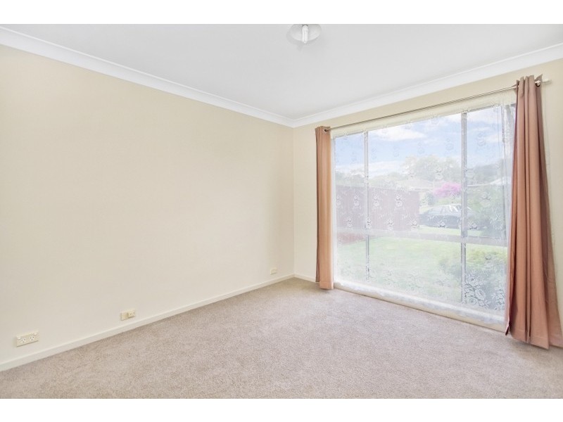 8 Gumleaf Close, Erina NSW 2250