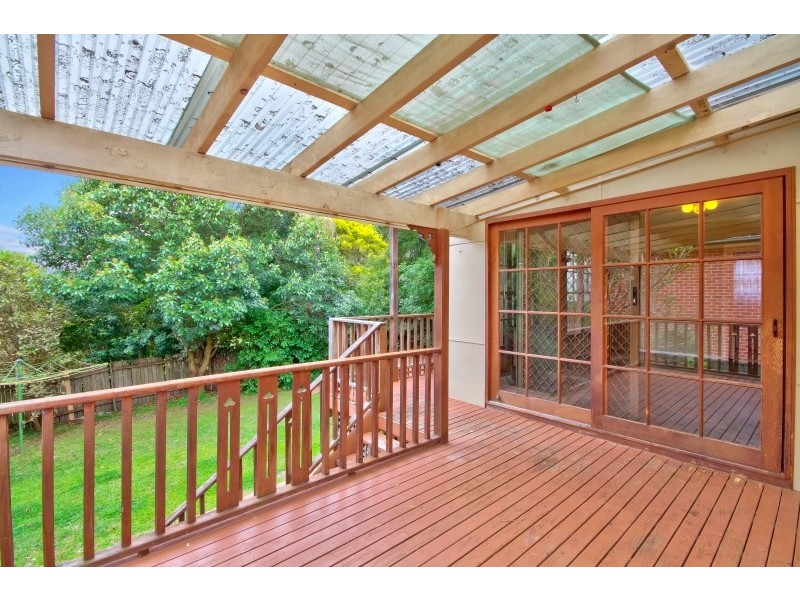 6 Caroline Street, East Gosford NSW 2250