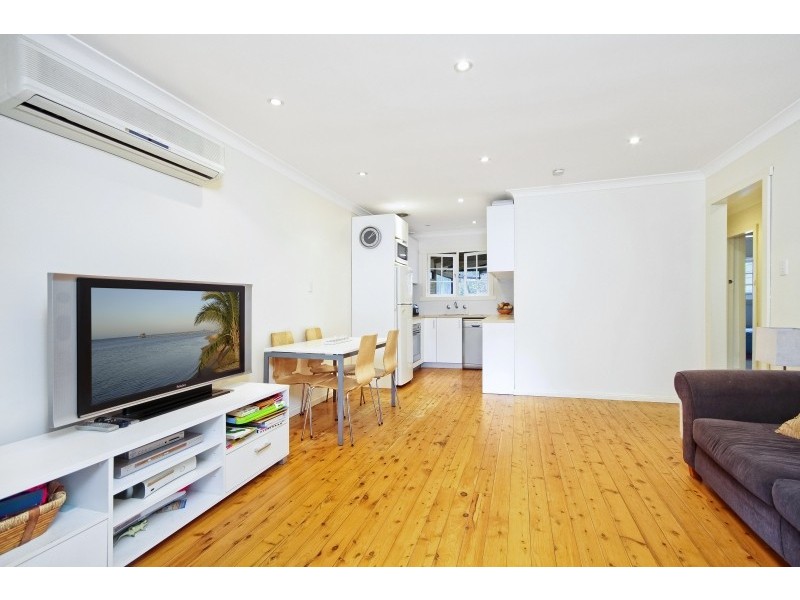 4 Toorak Avenue, Erina NSW 2250