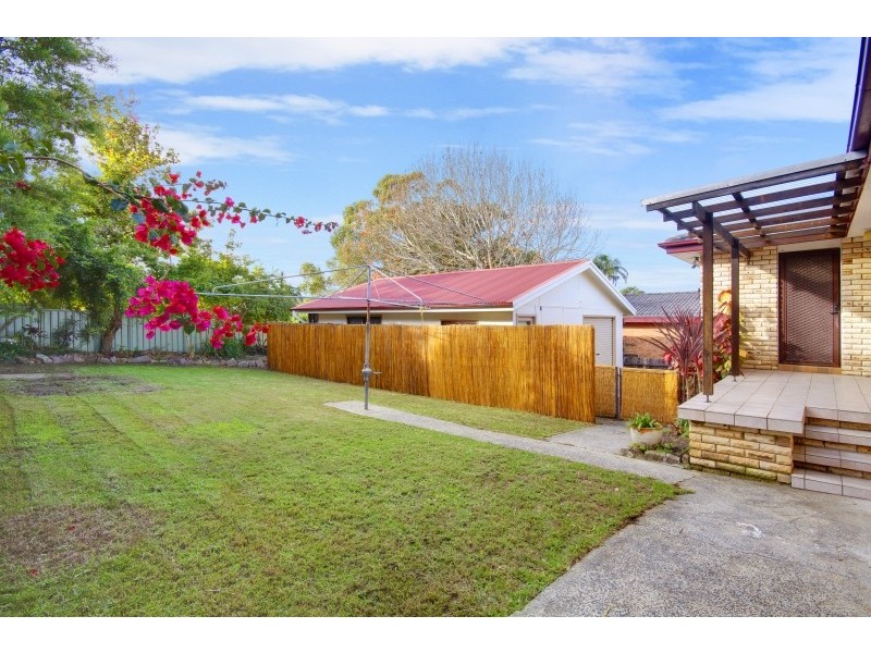 7 Anglers Drive, Bateau Bay NSW 2261