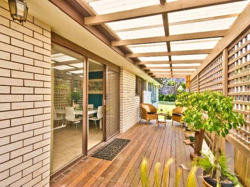 11 Kuburra Road, Erina NSW 2250