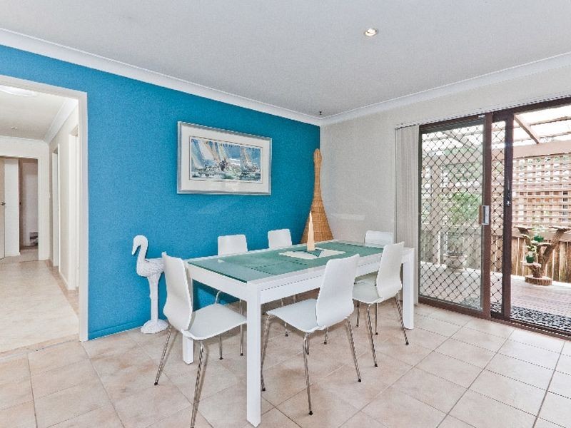 11 Kuburra Road, Erina NSW 2250