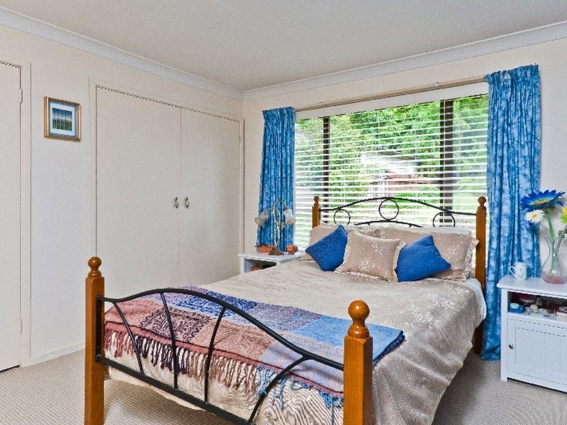 11 Kuburra Road, Erina NSW 2250