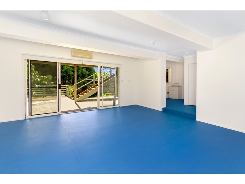 9 Narrawa Avenue, Erina NSW 2250