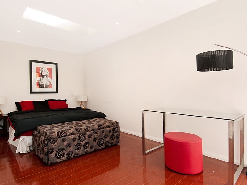 1/14 Elgata Avenue, North Avoca NSW 2260