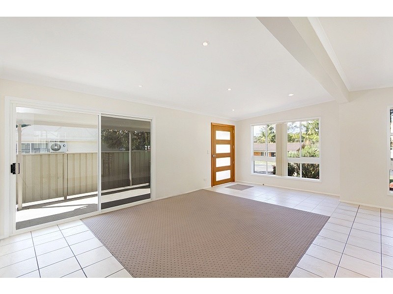 11 Lisarow Street, Lisarow NSW 2250