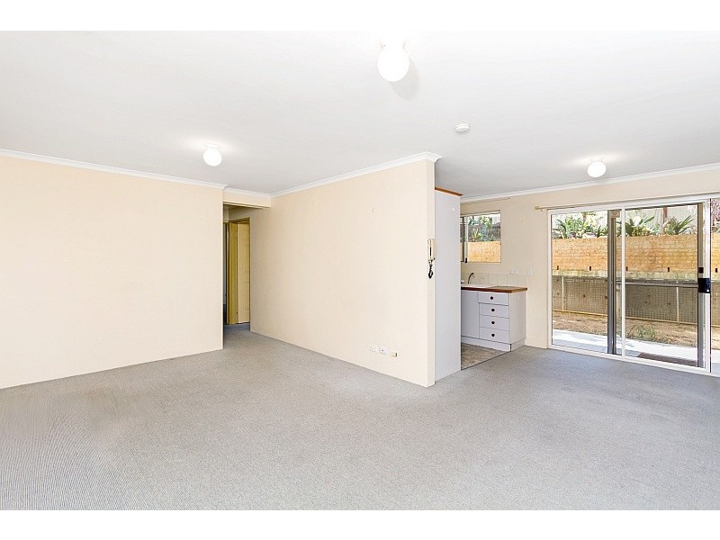 4/23-27 Hills Street, Gosford NSW 2250