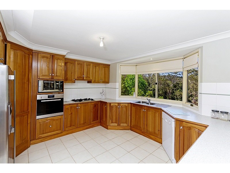 5 Nalkari Avenue, Wyoming NSW 2250