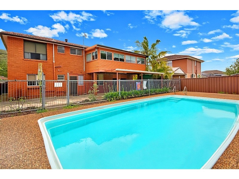 20 Blue Waters Parade, Tascott NSW 2250