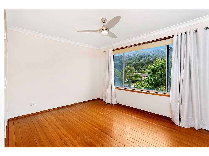 20 Blue Waters Parade, Tascott NSW 2250