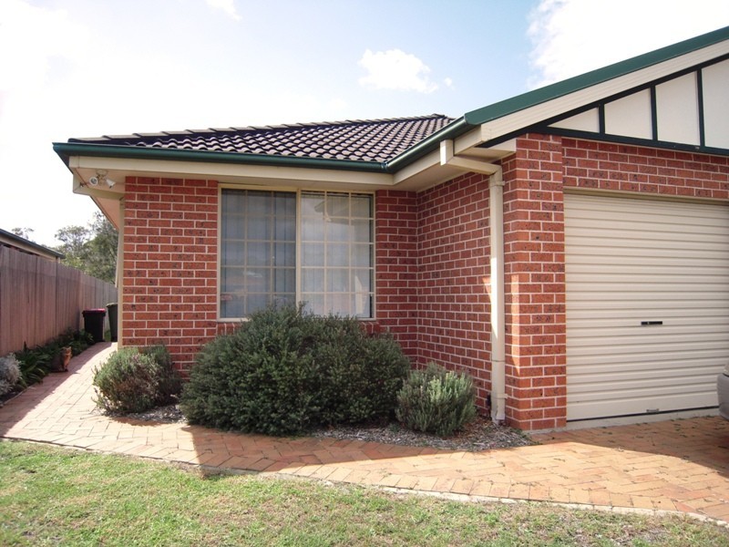 11a Castlereagh Crescent, Bateau Bay NSW 2261