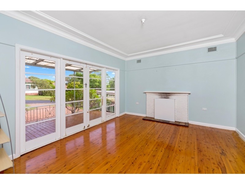 223 Getrude Street, Gosford NSW 2250