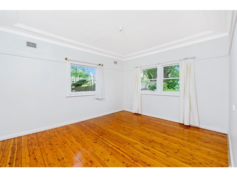 223 Getrude Street, Gosford NSW 2250