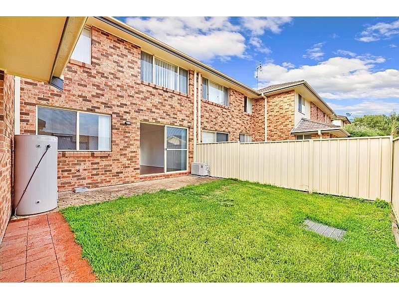 2/8 Russell Street, East Gosford NSW 2250