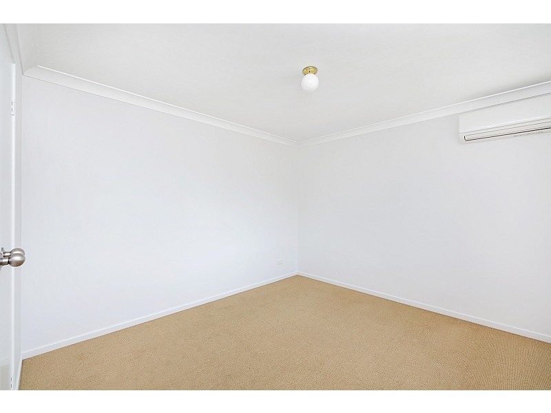 2/8 Russell Street, East Gosford NSW 2250
