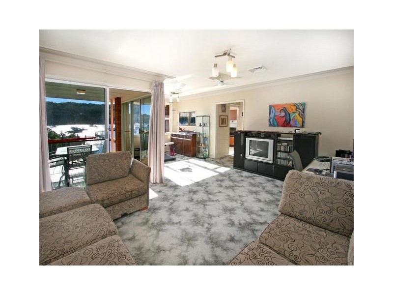 90 Booker Bay Road, Booker Bay NSW 2257