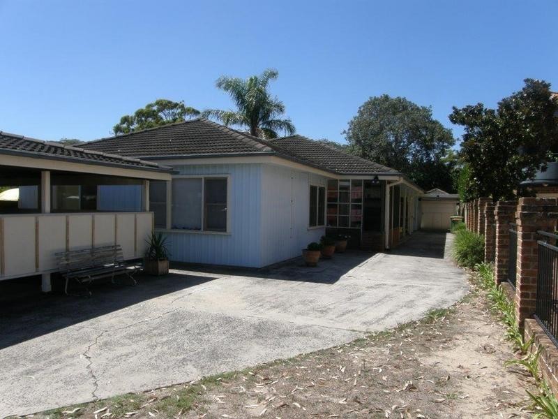 2/221 Ocean View Road, Ettalong Beach NSW 2257