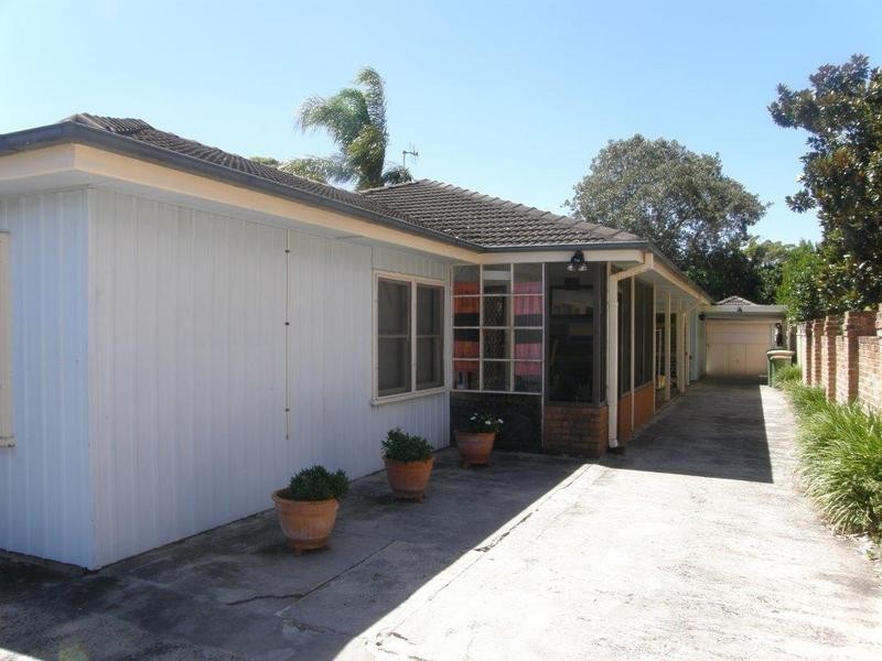 2/221 Ocean View Road, Ettalong Beach NSW 2257