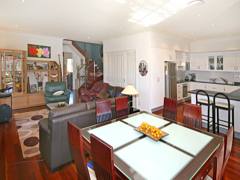 2 Boongala, Empire Bay NSW 2257