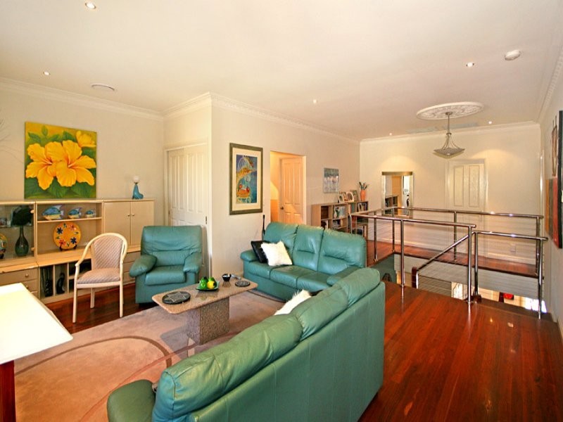 2 Boongala, Empire Bay NSW 2257