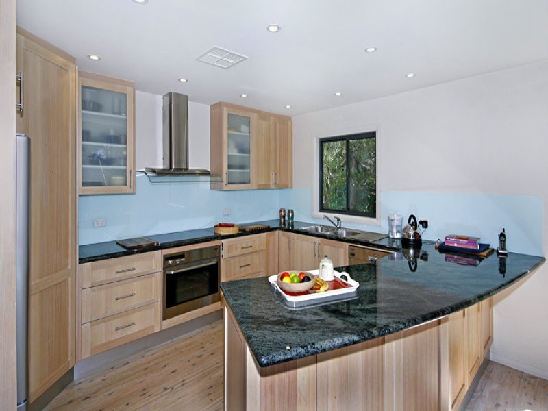 61 Coral Crescent, Pearl Beach NSW 2256