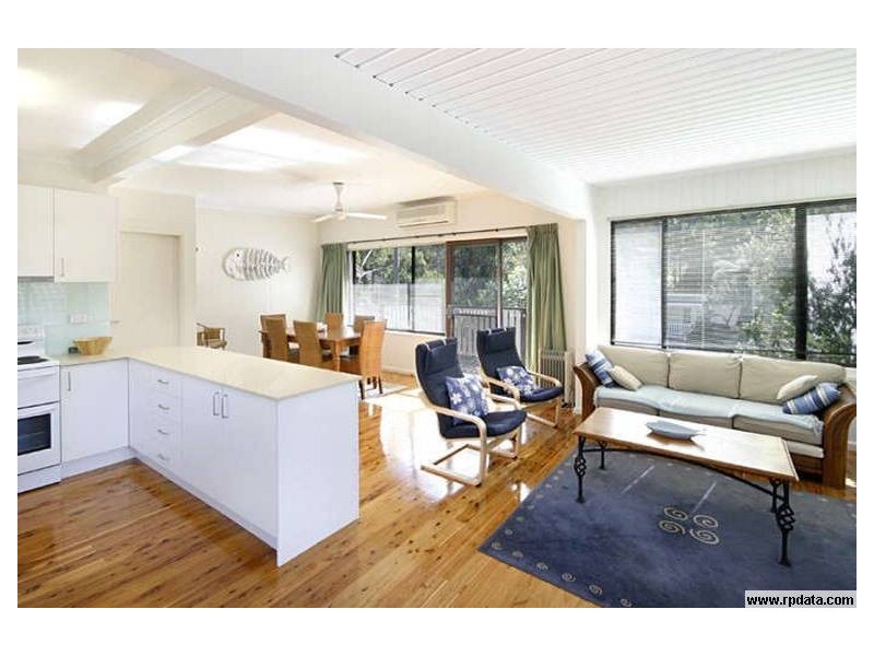 15 Emerald Avenue, Pearl Beach NSW 2256