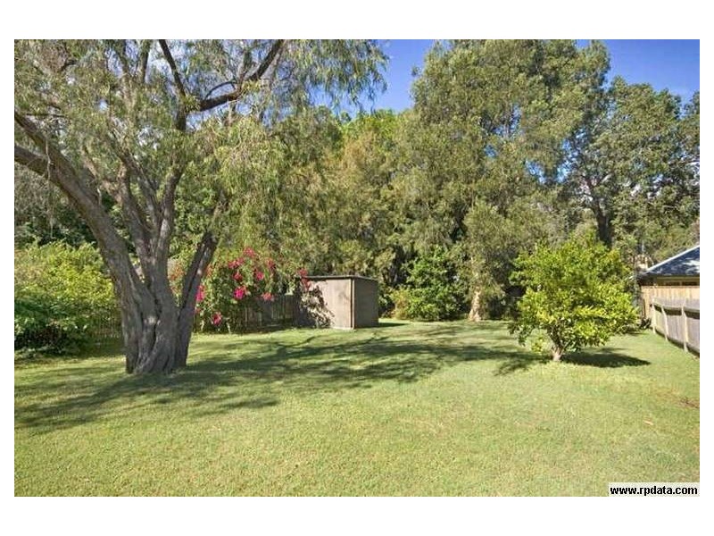 15 Emerald Avenue, Pearl Beach NSW 2256