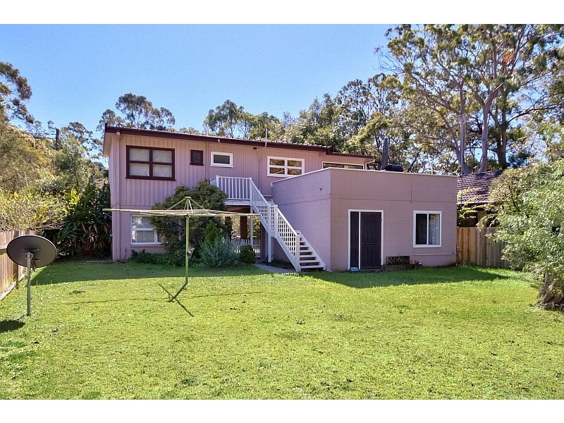 15 Emerald Avenue, Pearl Beach NSW 2256