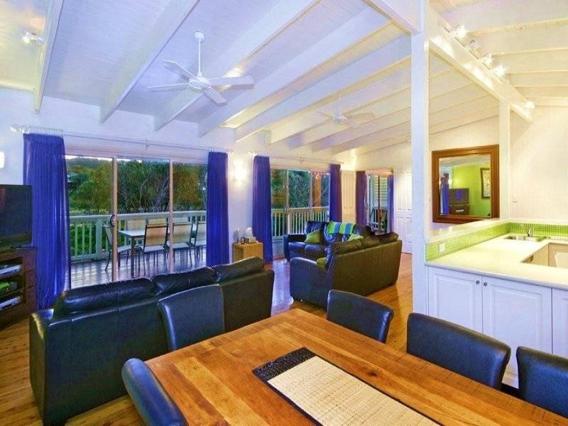 245 Del Monte Place, Copacabana NSW 2251
