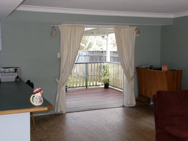 4 Veron Road, Umina Beach NSW 2257