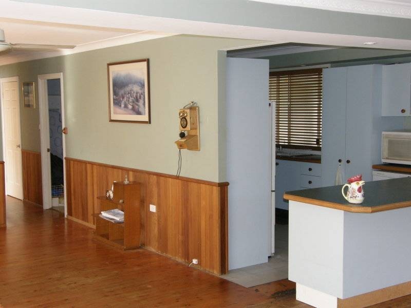 4 Veron Road, Umina Beach NSW 2257