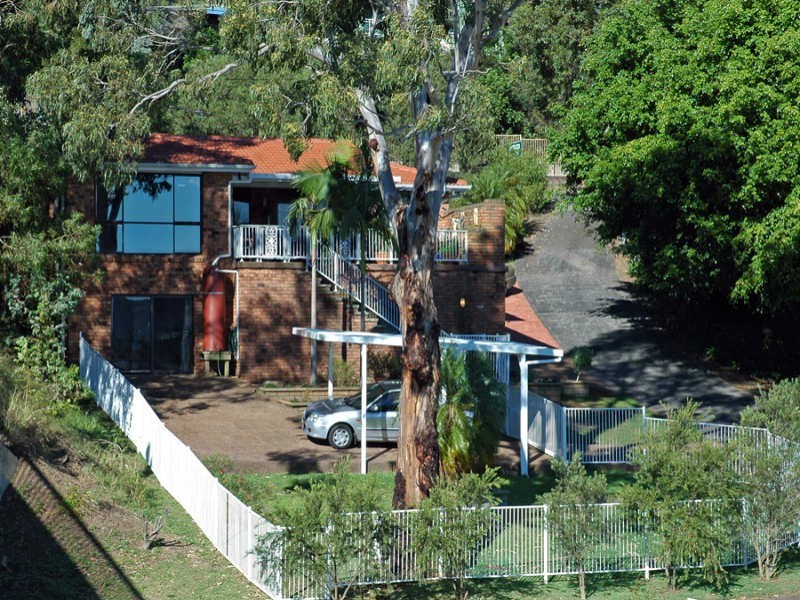 2 Daley Avenue, Daleys Point NSW 2257