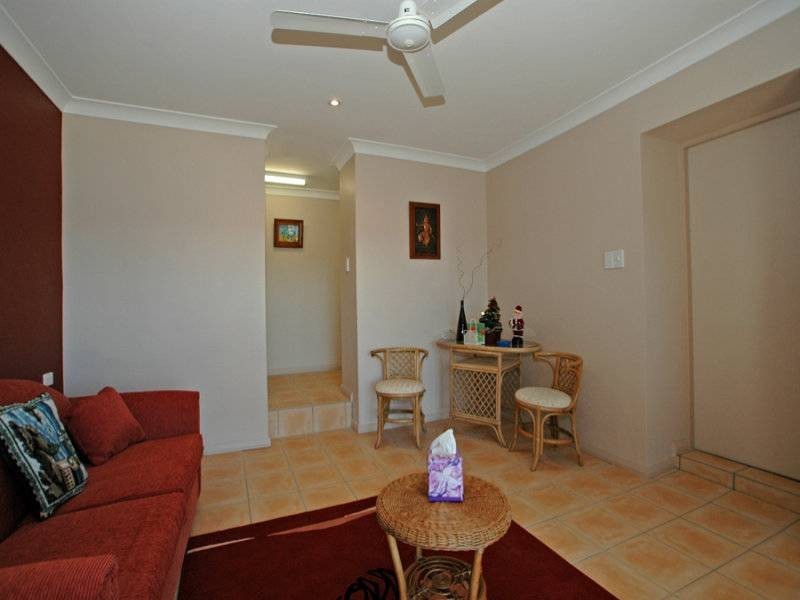 2 Daley Avenue, Daleys Point NSW 2257