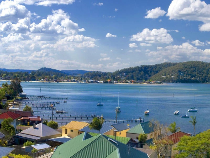 24 High View Road, Pretty Beach NSW 2257