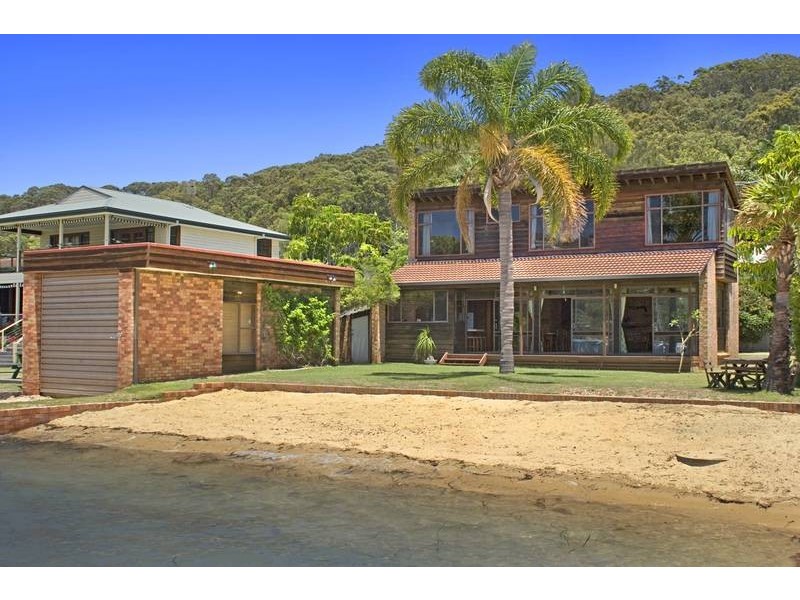 19 Wagstaffe Ave, Wagstaffe NSW 2257