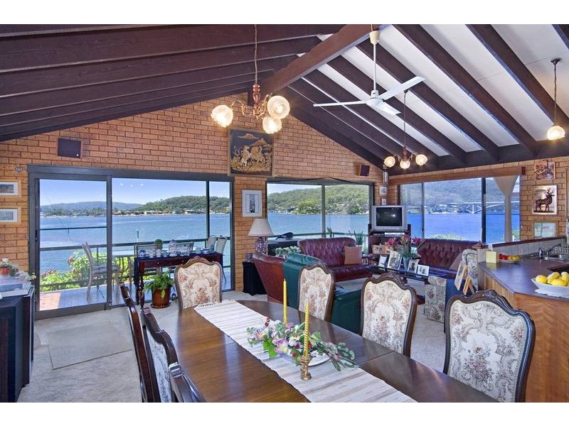 424 Orange Grove Road, Woy Woy NSW 2256